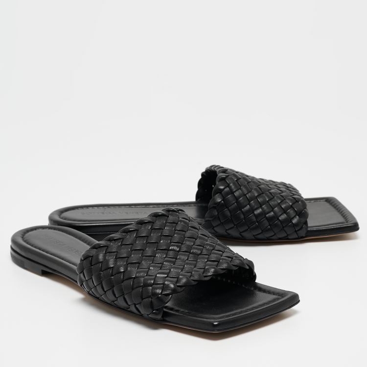 Pre Owned Bottega Veneta Black Intrecciato Leather Flat Slides Size 39