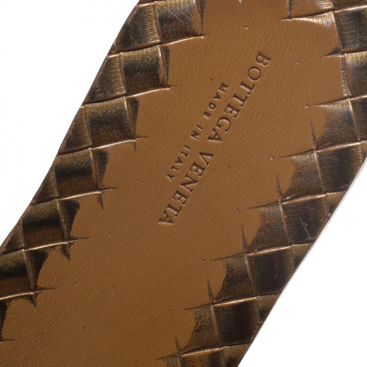 مملوكة مسبقًا Bottega Veneta Bronze Metallic Intrecciato Leather Flat Slides Size 36.5