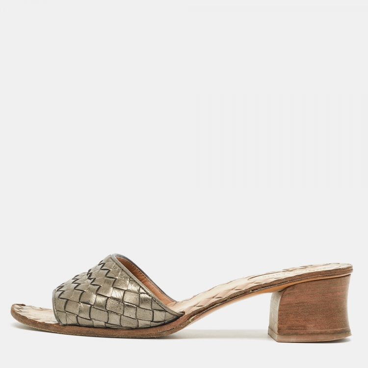 Pre Owned Bottega Veneta Metallic Leather Intrecciato Slides Size 37.5 