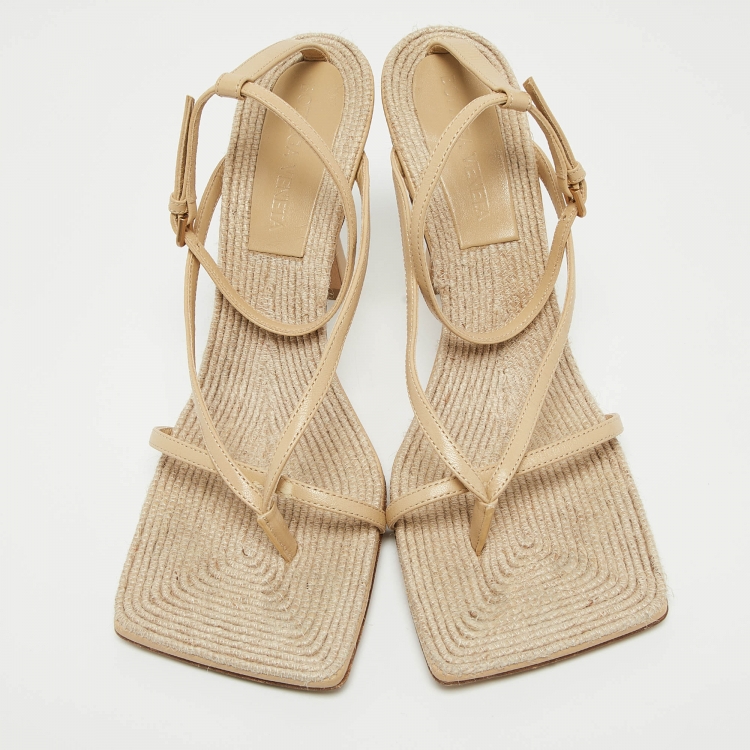 Pre Owned Bottega Veneta Beige Leather Stretch Thong Ankle Strap Sandals Size 37