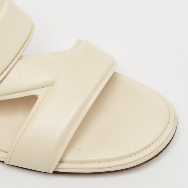 Pre Owned Bottega Veneta Cream Leather Strappy Slides Size 40