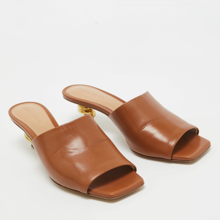 Pre Owned Bottega Veneta Brown Leather Stretch Mules Size 39