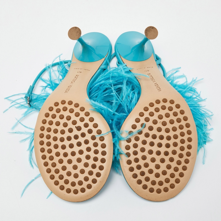 Pre Owned Bottega Veneta Light Blue Leather and Feather Sot Sandals Size 40