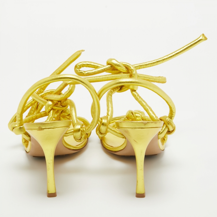 Pre Owned Bottega Veneta Metallic Yellow Knotted Leather Ankle Tie Sandals Size 40
