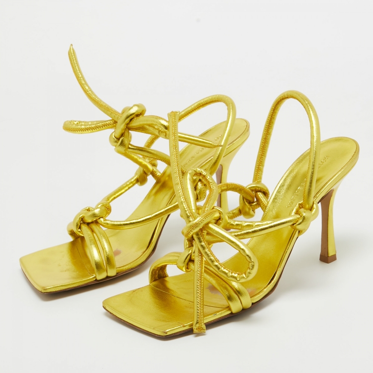 Pre Owned Bottega Veneta Metallic Yellow Knotted Leather Ankle Tie Sandals Size 40