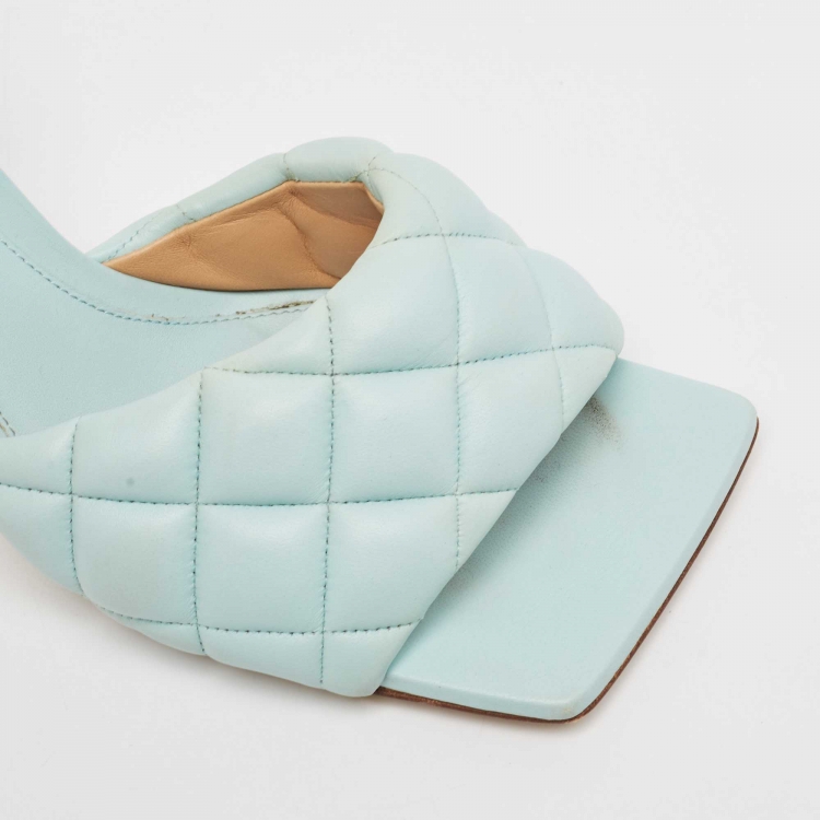 Pre Owned Bottega Veneta Light Blue Quilted Leather Slide Sandals Size 39