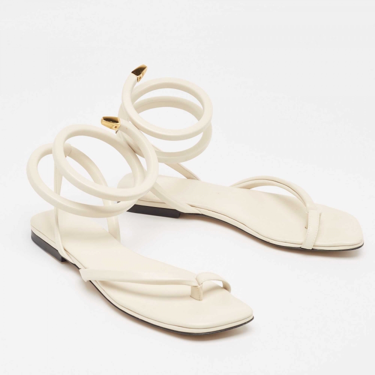 Pre Owned Bottega Veneta Cream Leather Spiral Flat Sandals Size 40