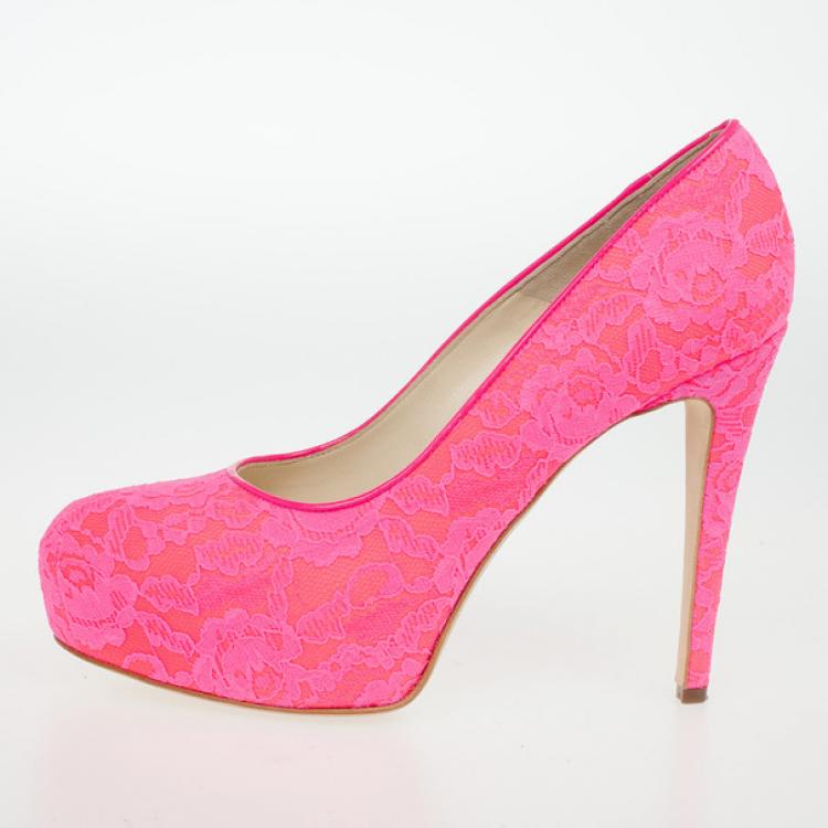 Pre Owned Brian Atwood Fuchsia Lace Maniac Platform Pumps Size 38.5