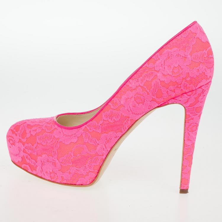Pre Owned Brian Atwood Fuchsia Lace Maniac Platform Pumps Size 38.5