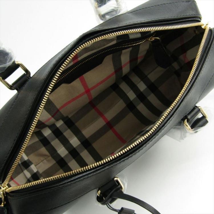 مملوكة مسبقًا Burberry Black Leather Medium Alchester Bowling Bag