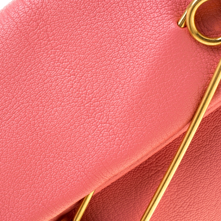 Pre Owned Burberry Coral Pink Leather Pin Clutch
