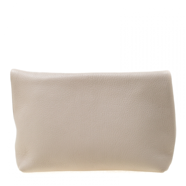 Pre Owned Burberry Beige Leather Medium Pin Clutch