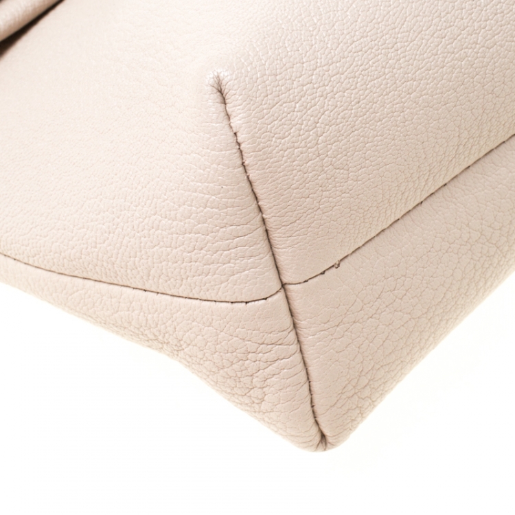 Pre Owned Burberry Beige Leather Medium Pin Clutch