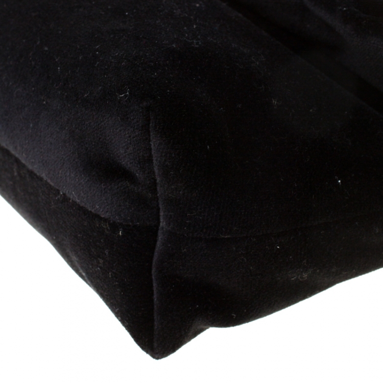 Pre Owned Burberry Black Velvet Crystal Embellished Pin Clutch