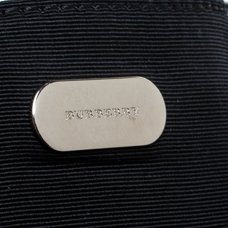 Pre Owned Burberry Black Leather Pin Clutch