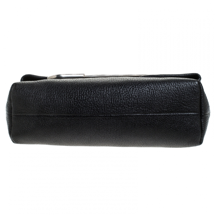 Pre Owned Burberry Black Leather Pin Clutch