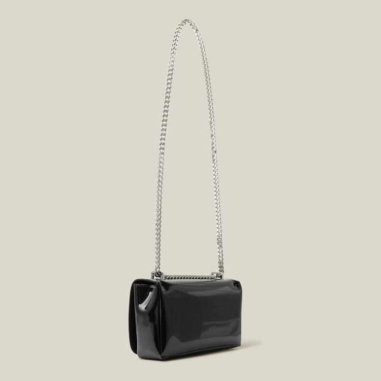 Pre Owned Burberry Black Kingdom Logo Patent Leather Bag