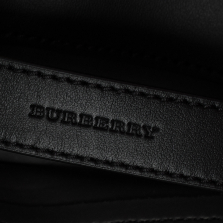 Pre Owned Burberry Black Leather Slim Belt Bag
