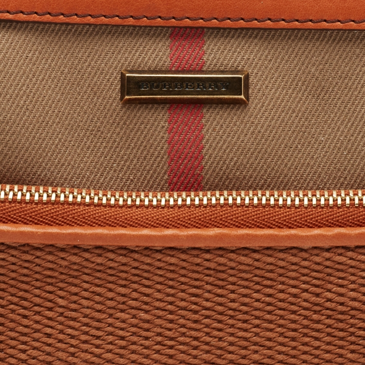 Pre Owned Burberry Beige/Brown House Check Canvas and Leather Wristlet Clutch