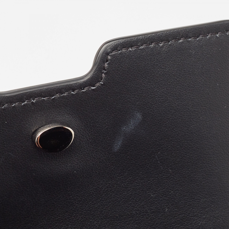 Pre Owned Burberry Black Leather Robin Crossbody Bag