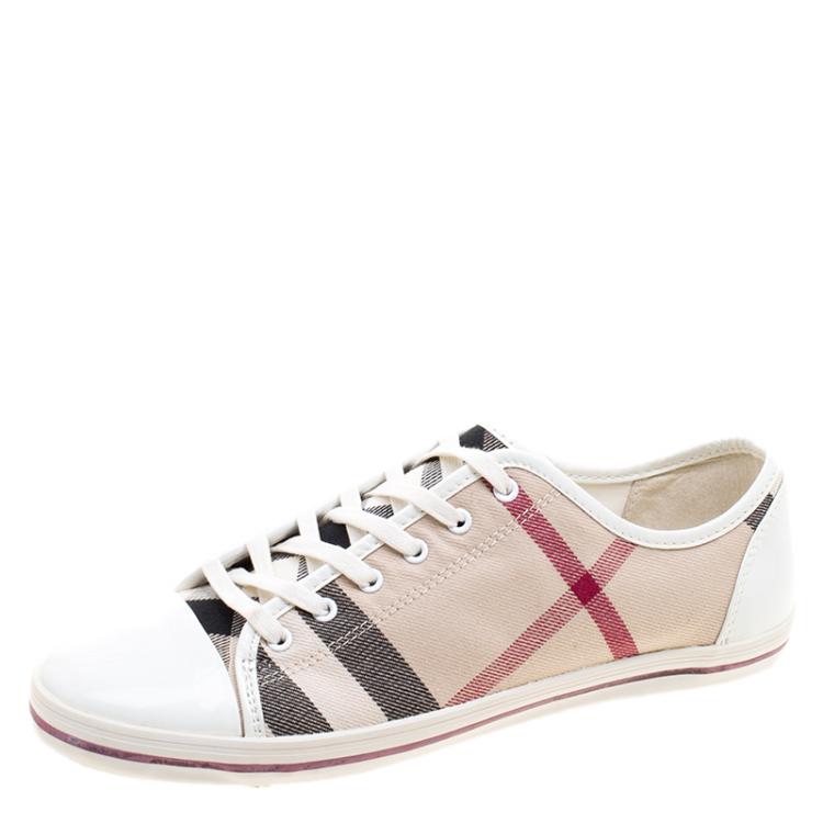 Pre Owned Burberry Beige Novacheck Canvas and Leather Cap Toe Low Top Sneakers Size 39