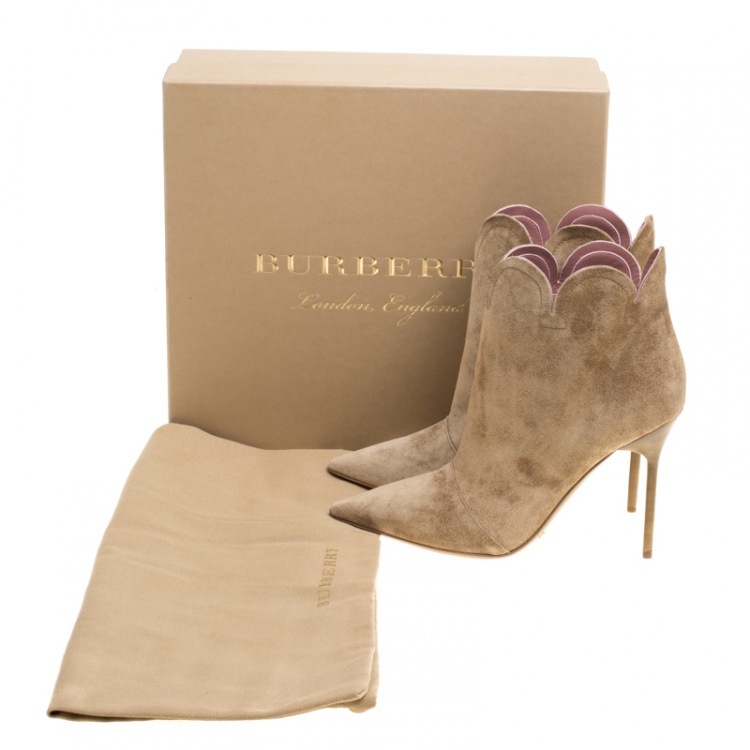 Pre Owned Burberry Brown Suede Samantha Scallop Trim Pointed Toe Ankle Boots Size 38.5