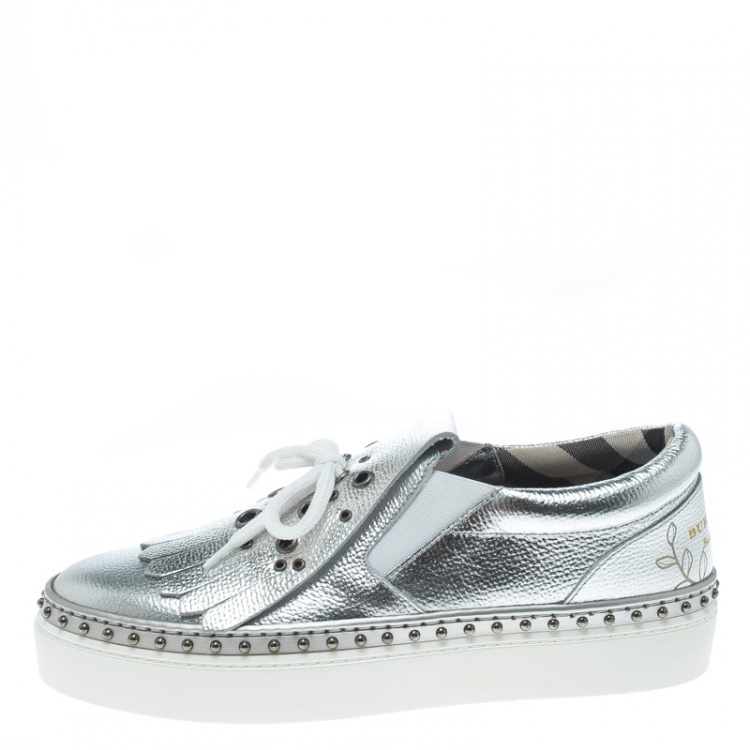Pre Owned Burberry Metallic Silver Kiltie Fringe Detail Slip On Sneakers Size 37.5