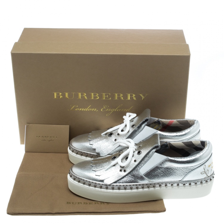 Pre Owned Burberry Metallic Silver Kiltie Fringe Detail Slip On Sneakers Size 37