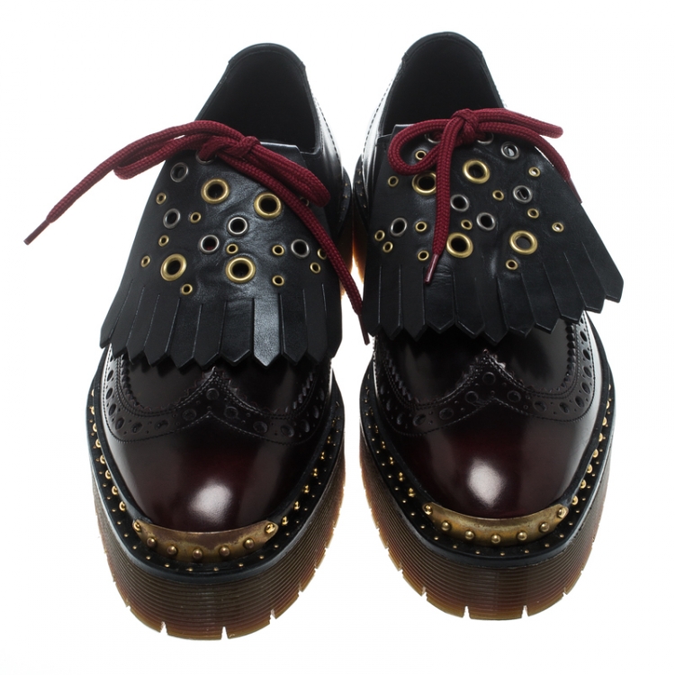 Pre Owned Burberry Two Tone Brogue Leather Bissett Fringe Detail Lace Up Platform Derby Size 40