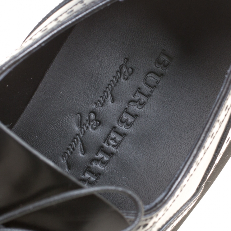 مملوكة مسبقًا Burberry Black Brogue Leather Chelsam Lace Up Platform Oxfords Size 40