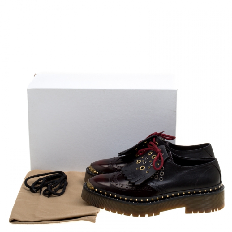 Pre Owned Burberry Two Tone Brogue Leather Bissett Fringe Detail Lace Up Platform Derby Size 41