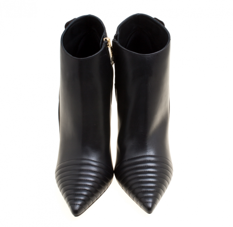 Pre Owned Burberry Black Quilted Leather Alexandra Pointed Toe Ankle Boots Size 40