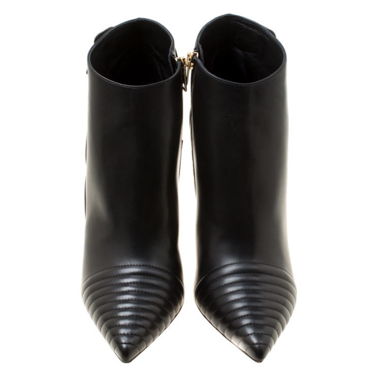Pre Owned Burberry Black Quilted Leather Alexandra Pointed Toe Ankle Boots Size 40