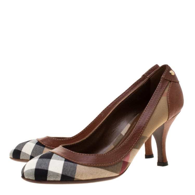 Pre Owned Burberry Brown Leather And Nova Check Canvas Pumps Size 40