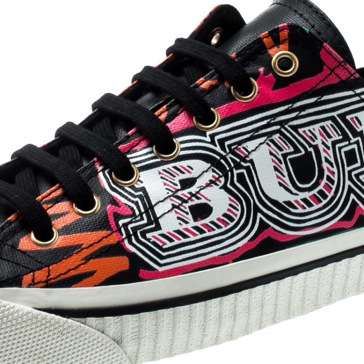 Pre Owned Burberry Black Canvas Kingly Mark Print Low Top Sneakers Size 40