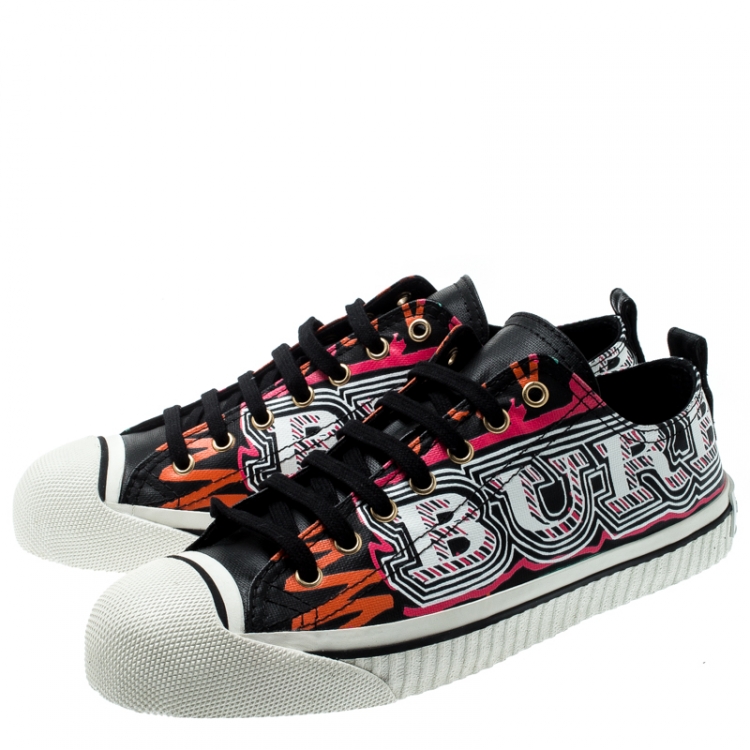 Pre Owned Burberry Black Canvas Kingly Mark Print Low Top Sneakers Size 40