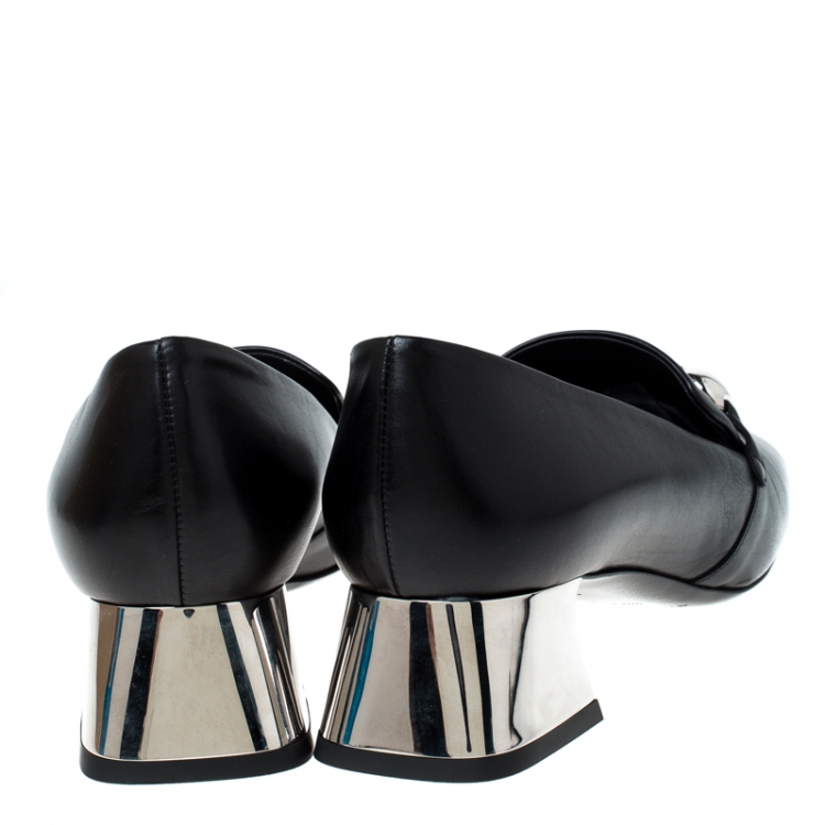 Pre Owned Burberry Black Leather Amika Embellished Pumps Size 40
