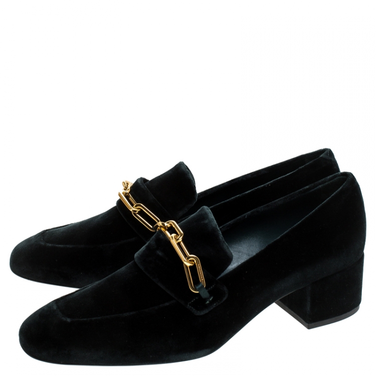Pre Owned Burberry Green Velvet Chillcot Chain Detail Slip On Loafers Size 41