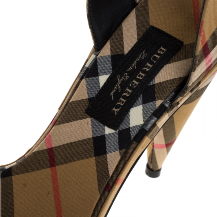 Pre Owned Burberry Beige Novacheck Fabric Hans T Strap Sandals Size 37.5