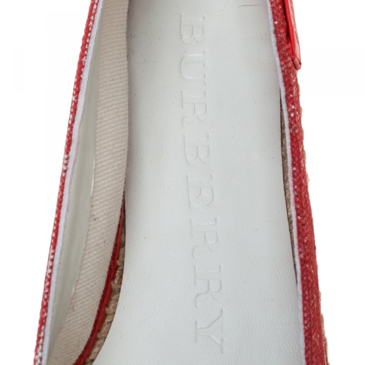 Pre Owned Burberry Red/Beige Canvas Resort Capsule Hodgeson Espadrille Flats Size 38.5