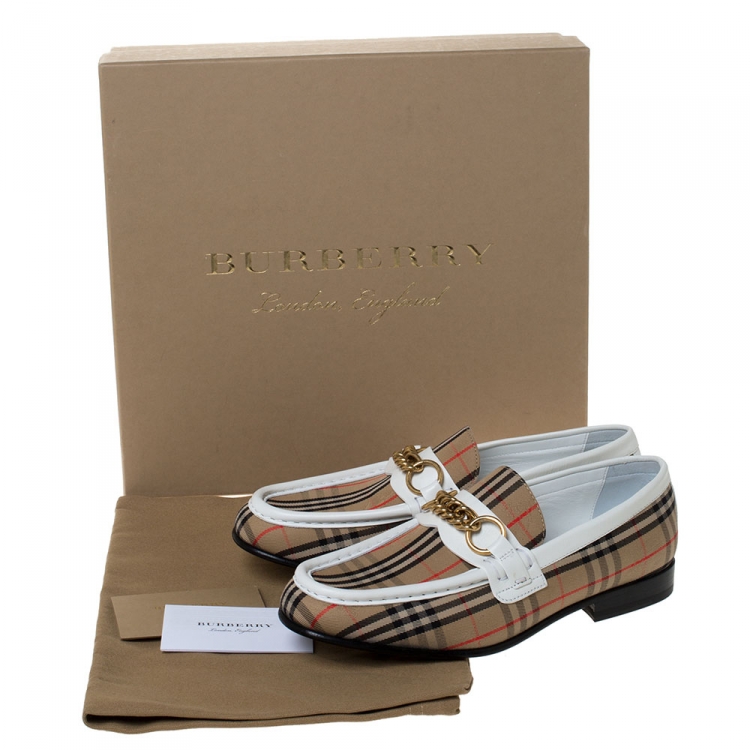Pre Owned Burberry Beige/White Nova Check Canvas and Leather Moorley Chain Loafers Size 37