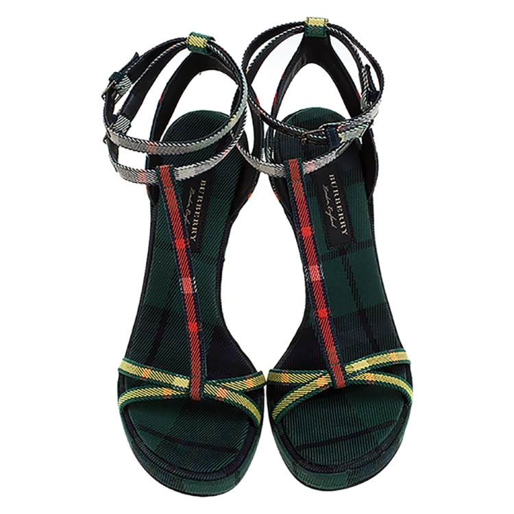 Pre Owned Burberry Green Novacheck Canvas Hans 110 T Strap Sandals Size 39