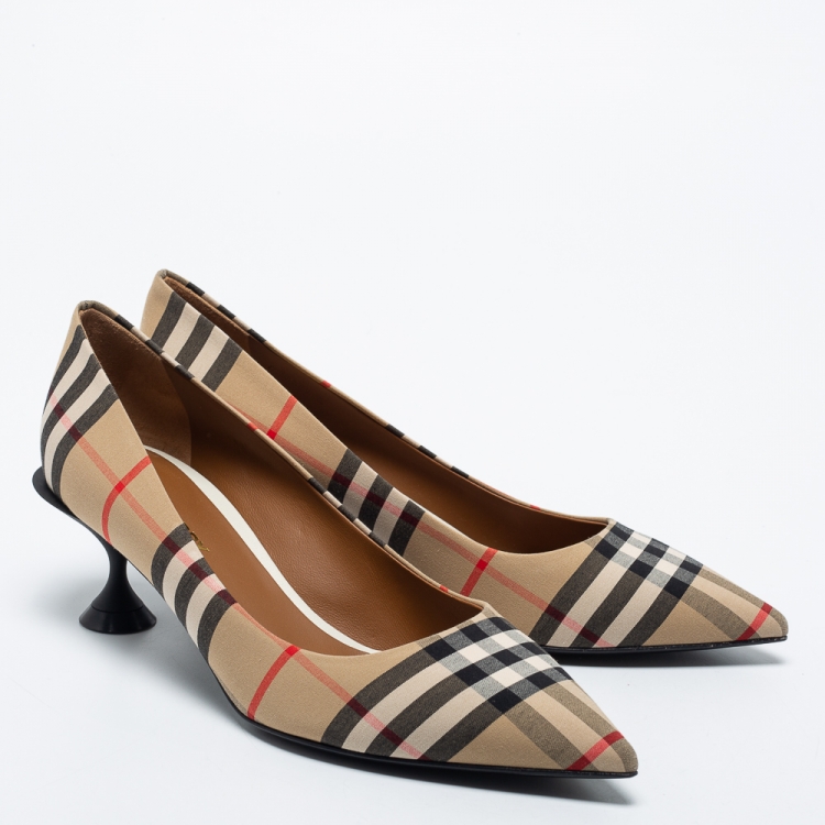 Pre Owned Burberry Beige Nova Check Fabric Pointed Toe Pumps Size 37