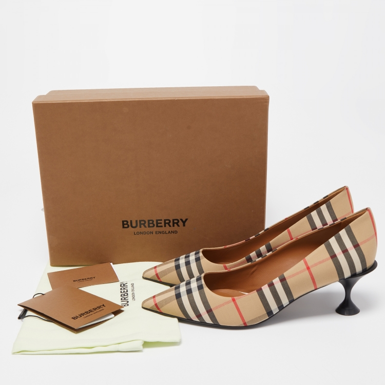 Pre Owned Burberry Beige Nova Check Pointed Toe Pumps Size 40