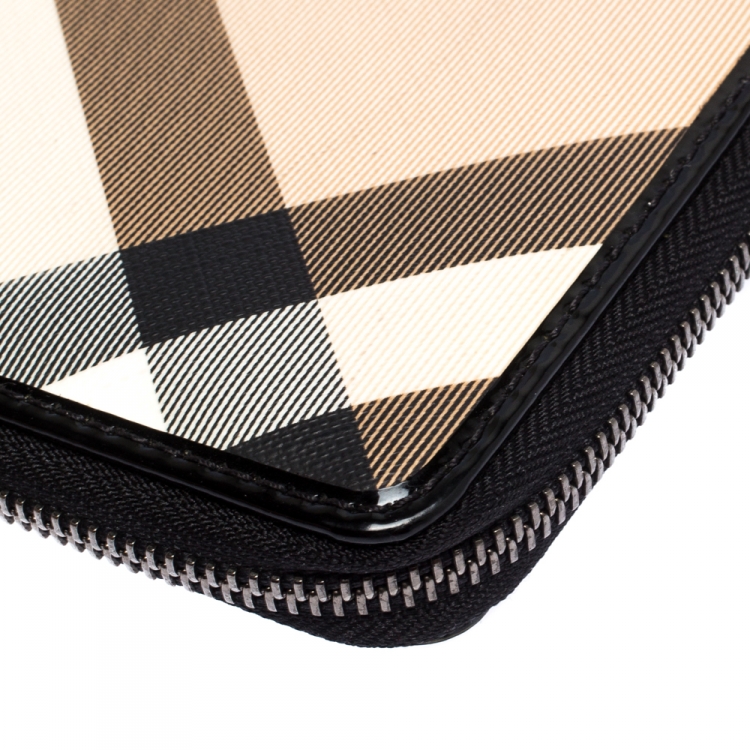 Pre Owned حافظة آيباد سحاب ملتف بلاستيك مشمع مربعات نوفا و جلد لامع بيج و أسود 