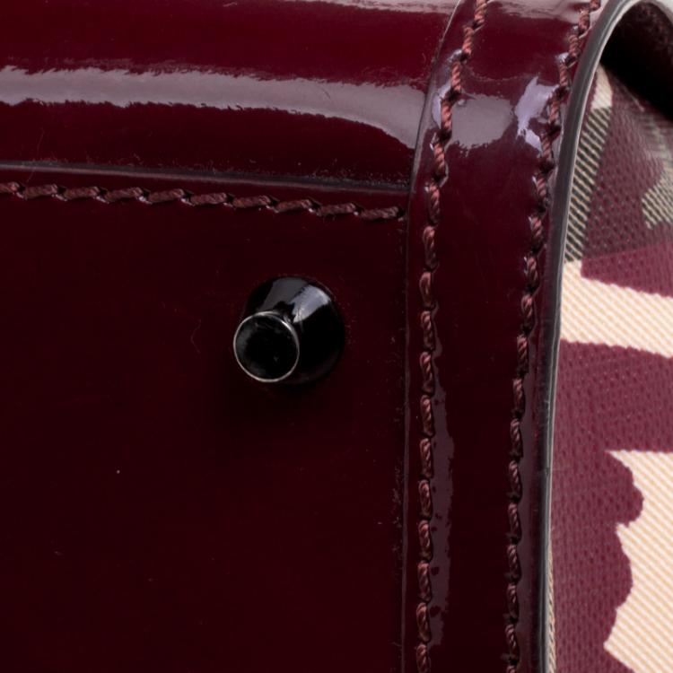 Pre Owned Burberry Burgundy PVC and Patent Leather Heart Pilgrim Satchel