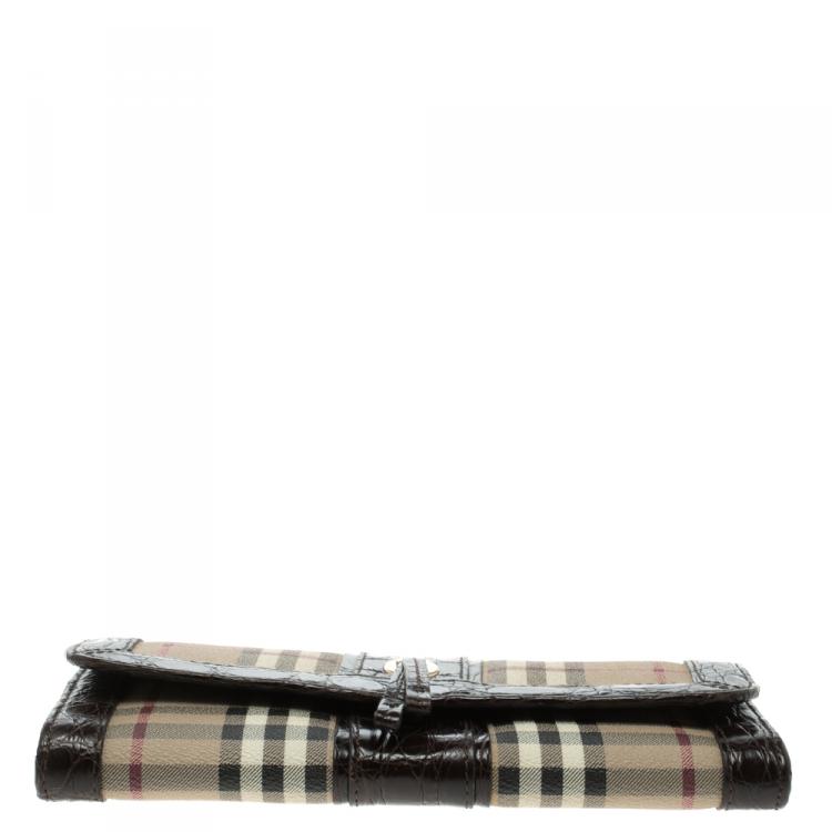 Pre Owned Burberry Beige/Brown Haymarket Coated Canvas and Alligator Trim Clutch