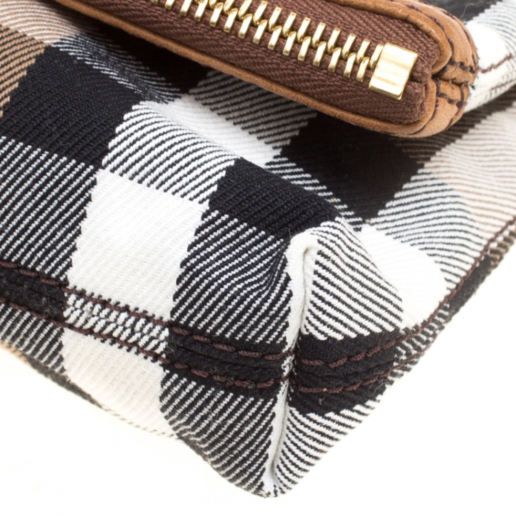 Pre Owned Burberry Brown House Check Fabric and Leather Foldable Wristlet Clutch