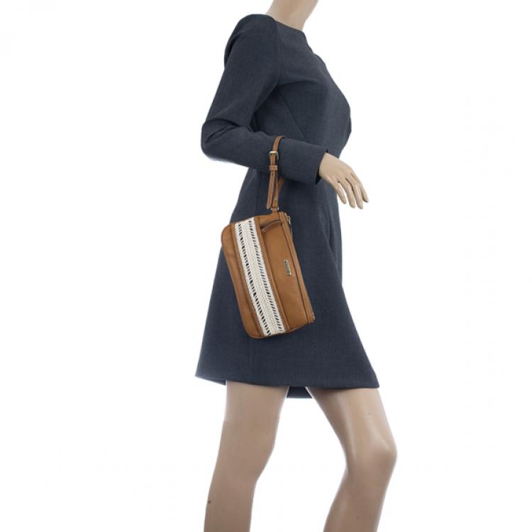 Pre Owned Burberry Calf Leather Rope Webbing Fuller Wristlet