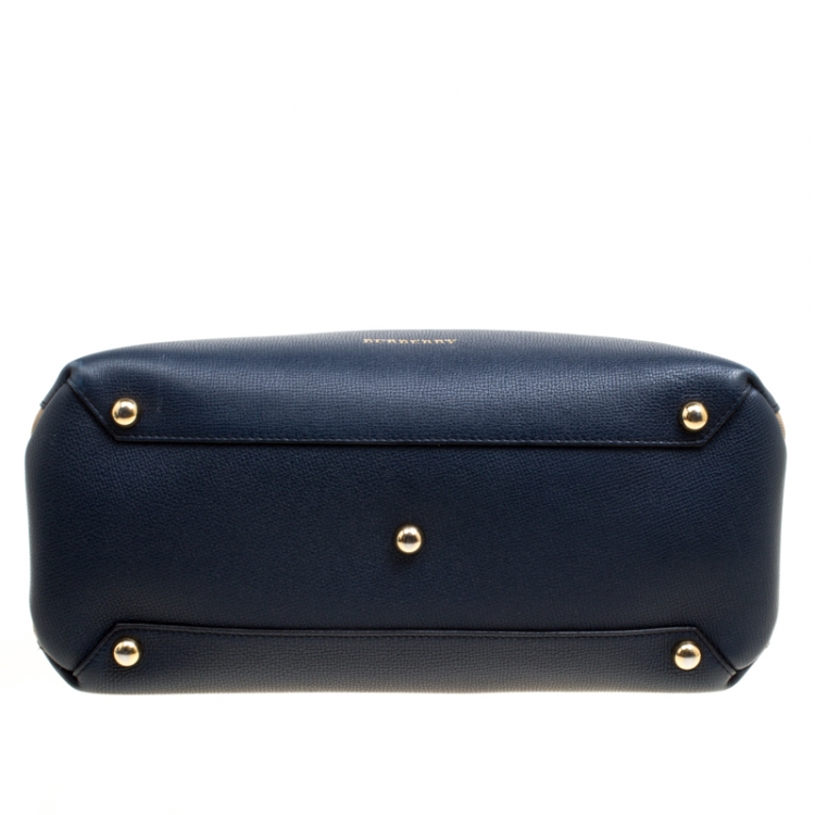 Pre Owned Burberry Navy Blue Leather and House Check Canvas Medium Banner Top Handle Bag